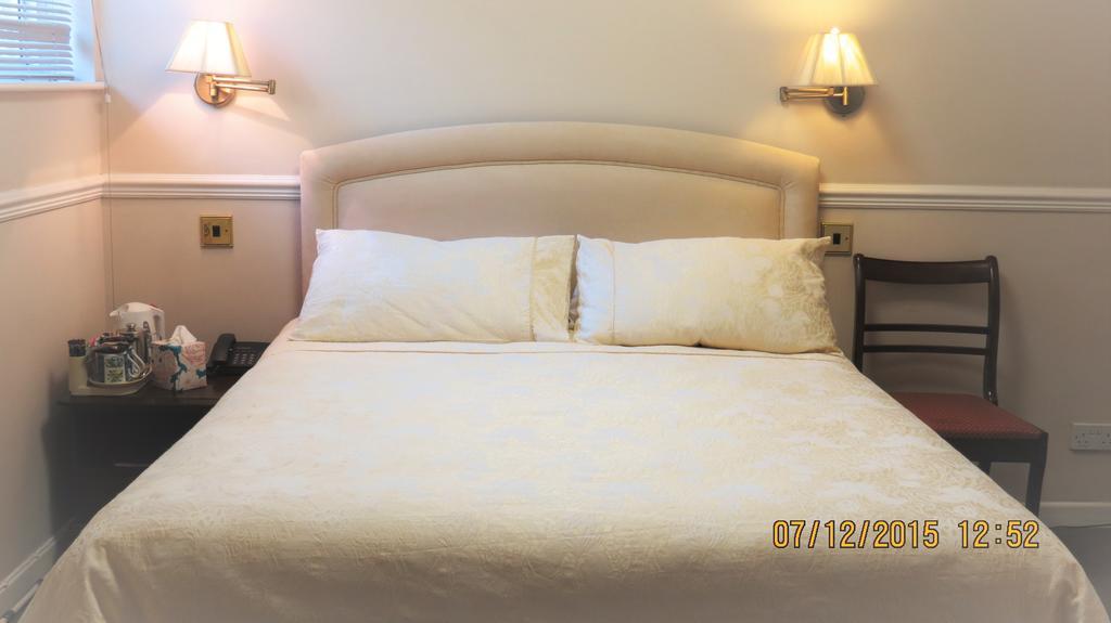 Hunters Lodge Guest House Southampton Luaran gambar