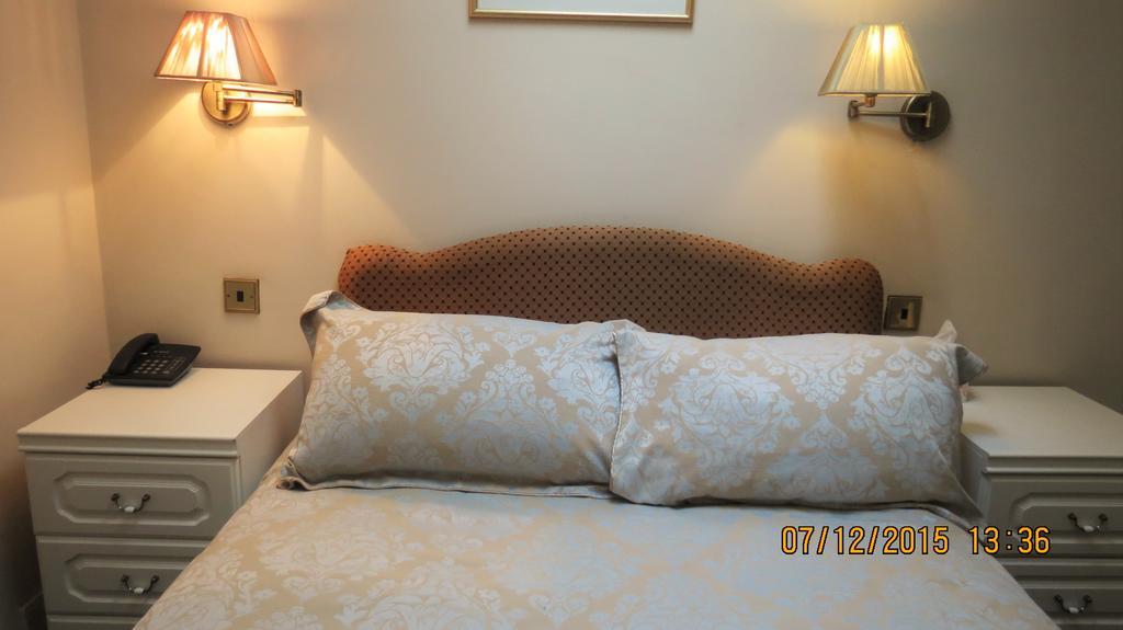 Hunters Lodge Guest House Southampton Luaran gambar