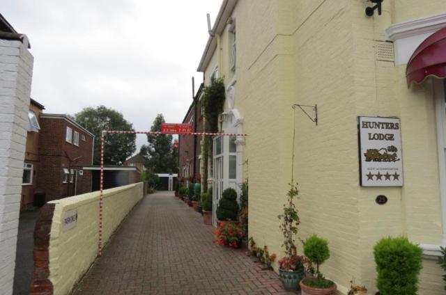 Hunters Lodge Guest House Southampton Luaran gambar